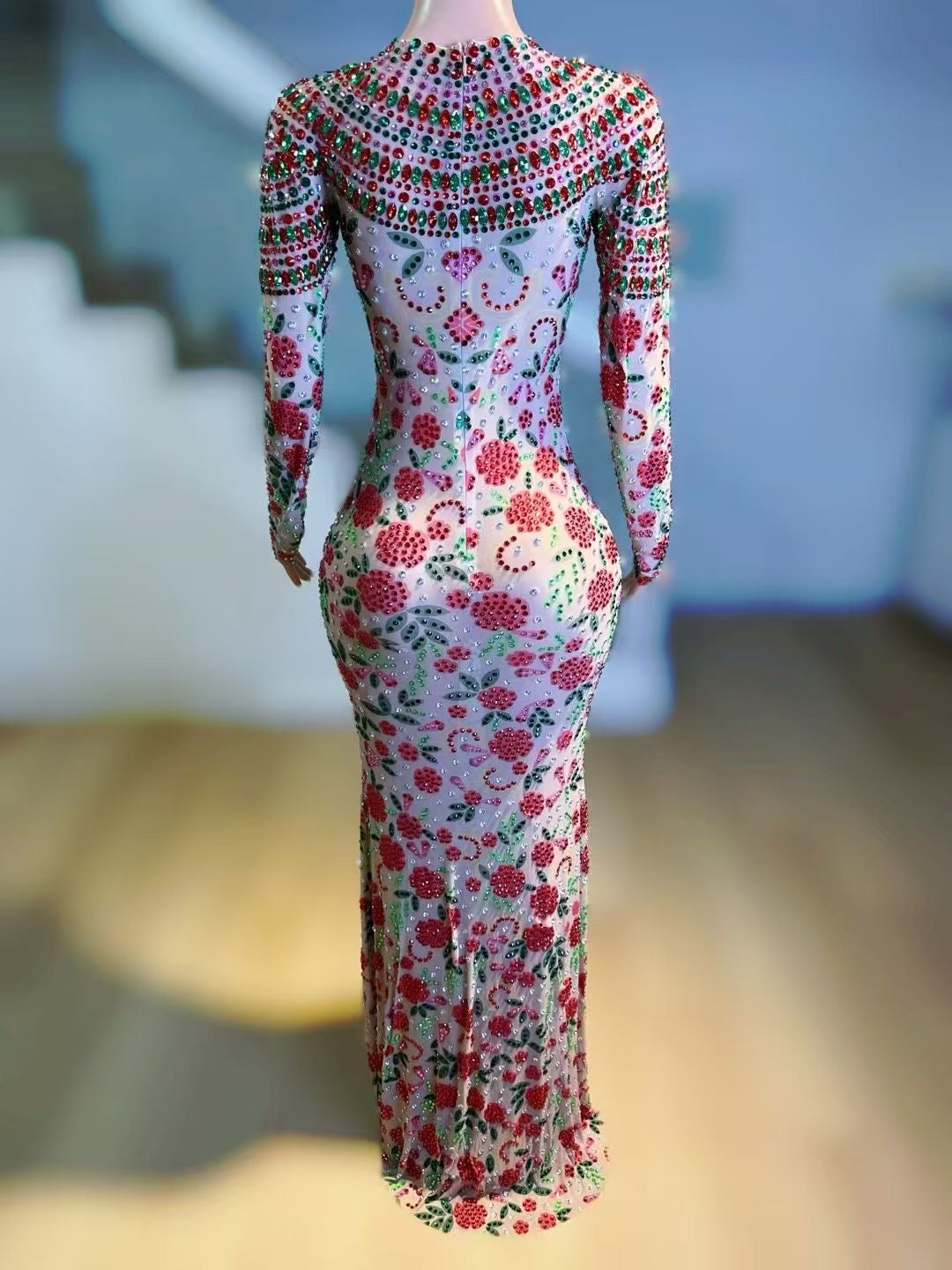 Mary Flexing Dress white and red